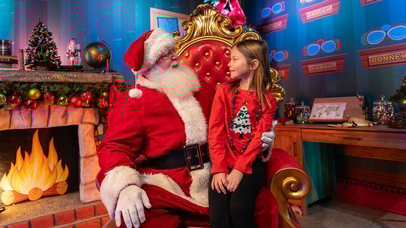 santa-talking-to-young-girl-hershyepark.jpg