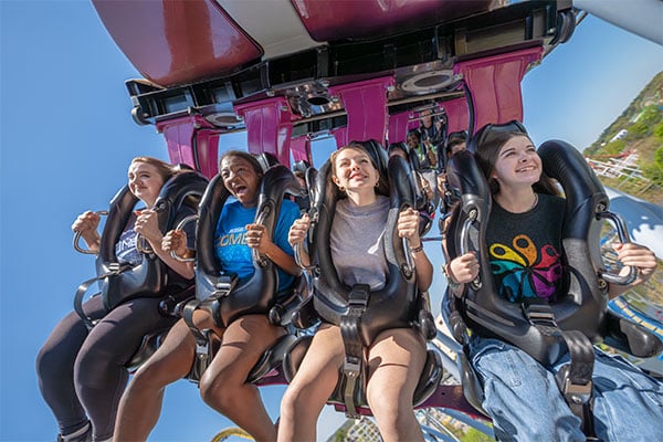 teens-riding-on-great-bear-at-hersheypark_v001.jpg