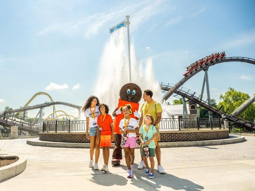 family_by_fountain_reese_character.jpg