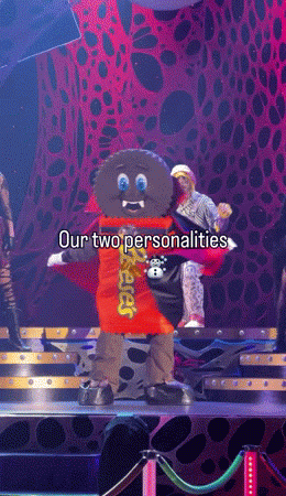 hersheypark-two-personalities-video.gif