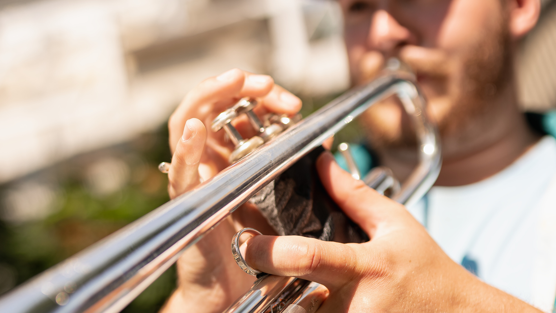 man-playing-trumpet.png