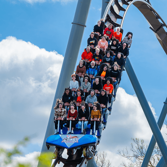 guests-on-roller-coaster-hersheypark-downward-view.png