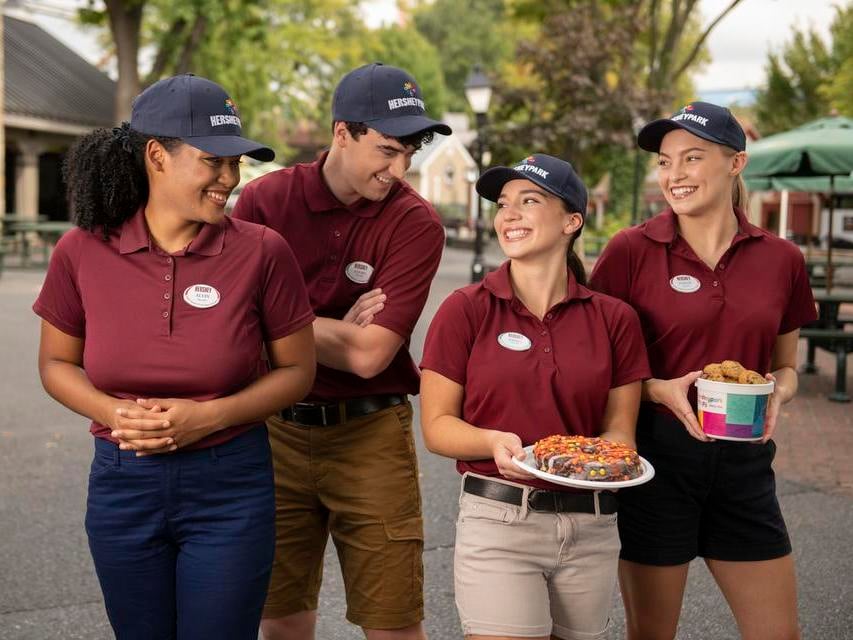hersheypark-employees-laughing.jpg
