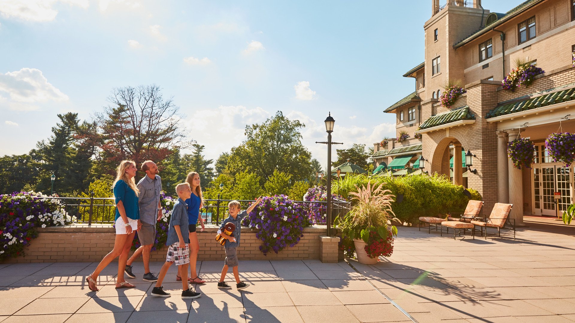 family-walking-in-front-of-the-hotel-hershey.jpg