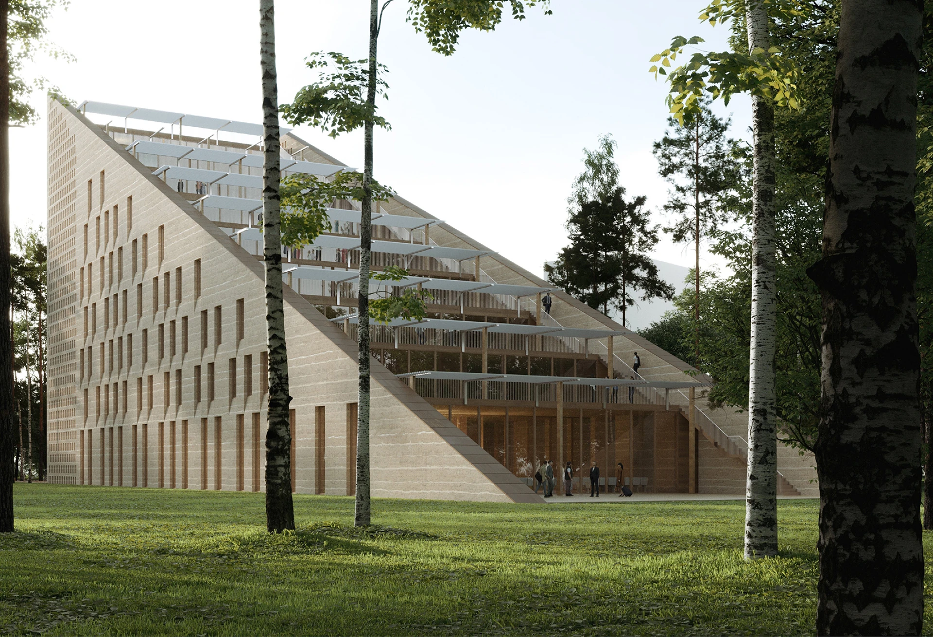 Un bâtiment moderne triangulaire, avec une façade texturée en terre pisé claire et des terrasses étagées vitrées et boisées animées par des personnes, est niché dans un paysage verdoyant parsemé d'arbres élancés sous un ciel lumineux.
