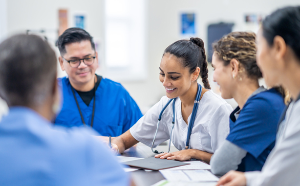 large card/cht_diverse_nurse_workforce0125