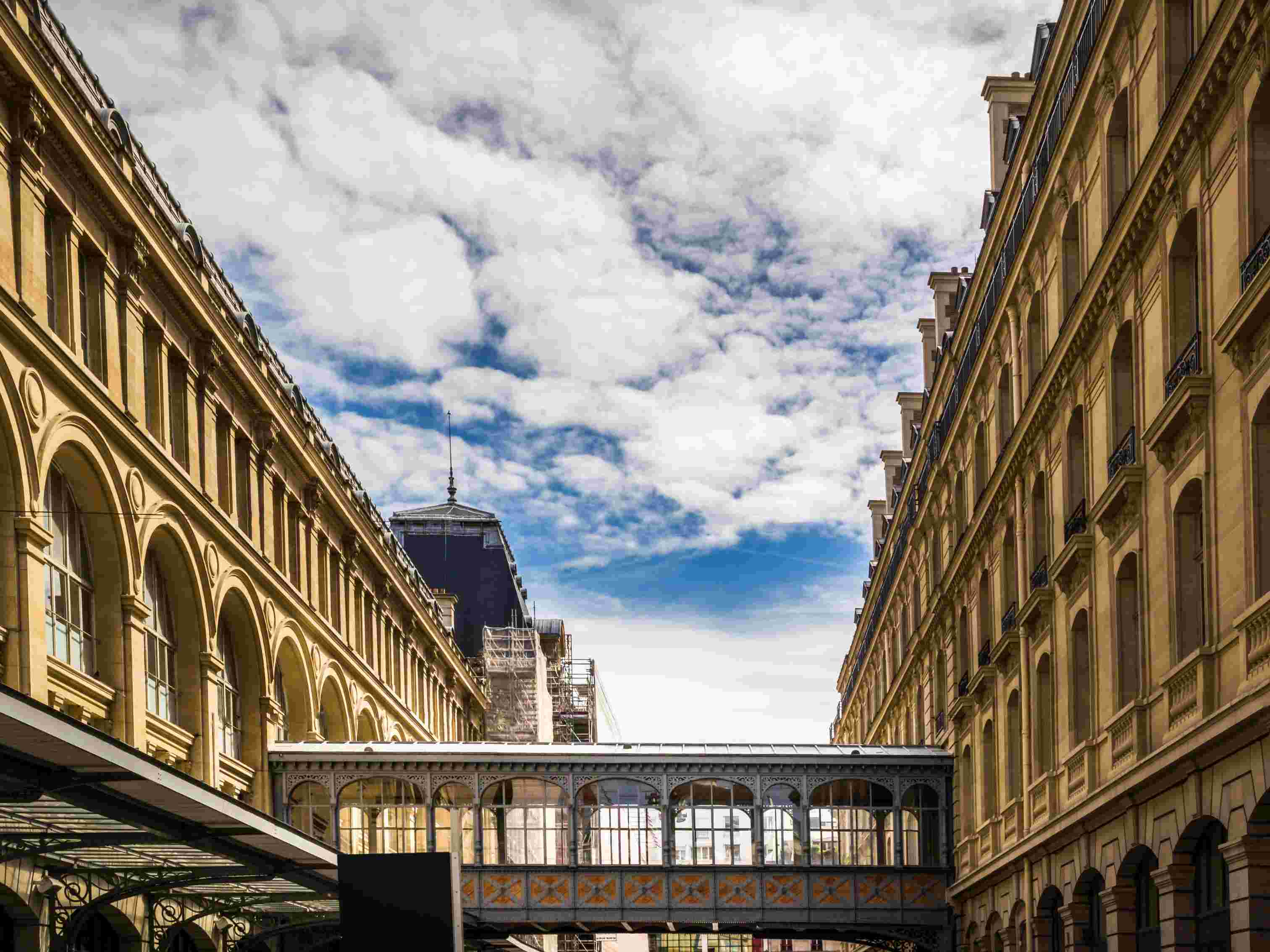 gare st lazare/9