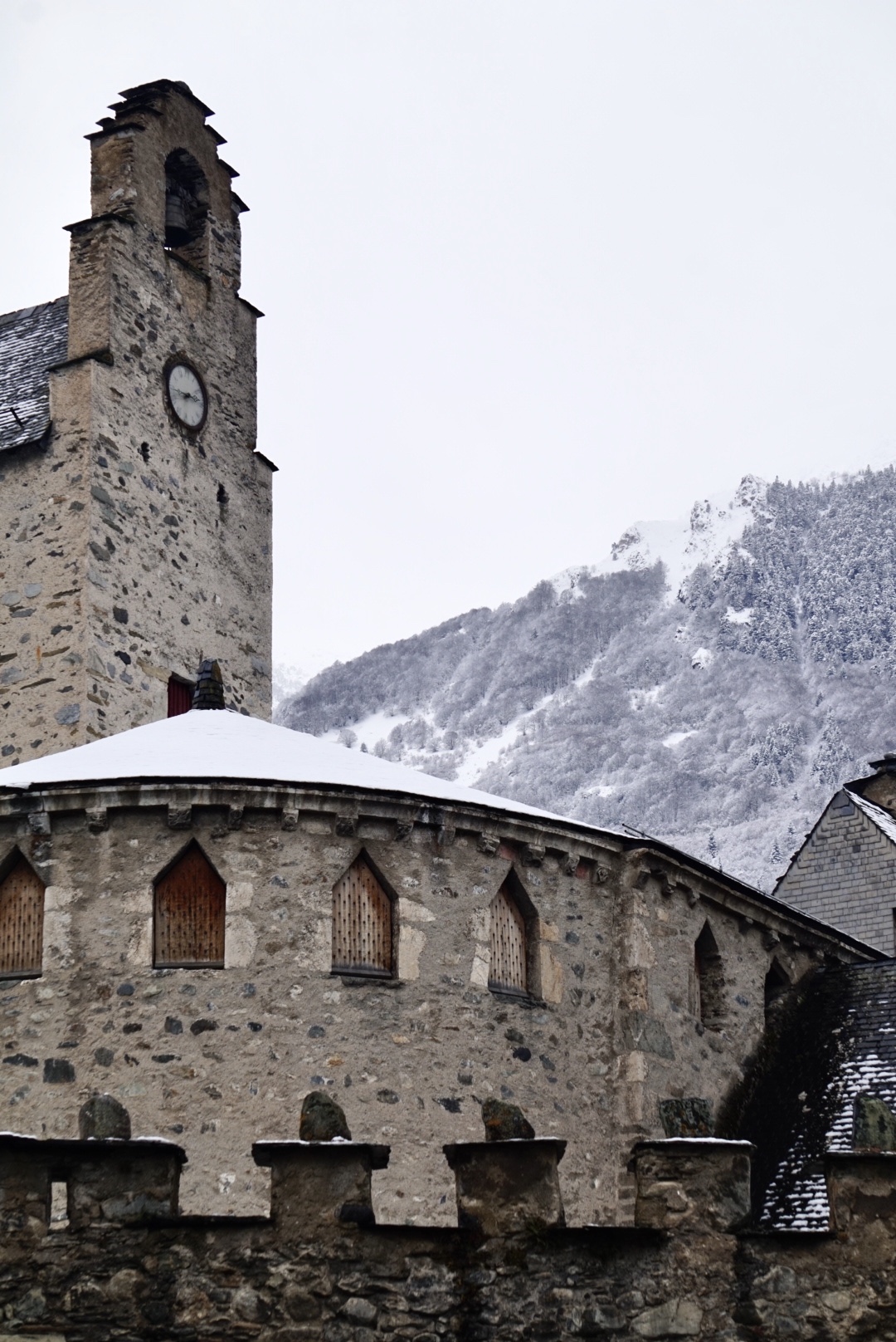 EGLISE-TEMPLIERS_NEIGE_-(c)N.Imbert.jpg