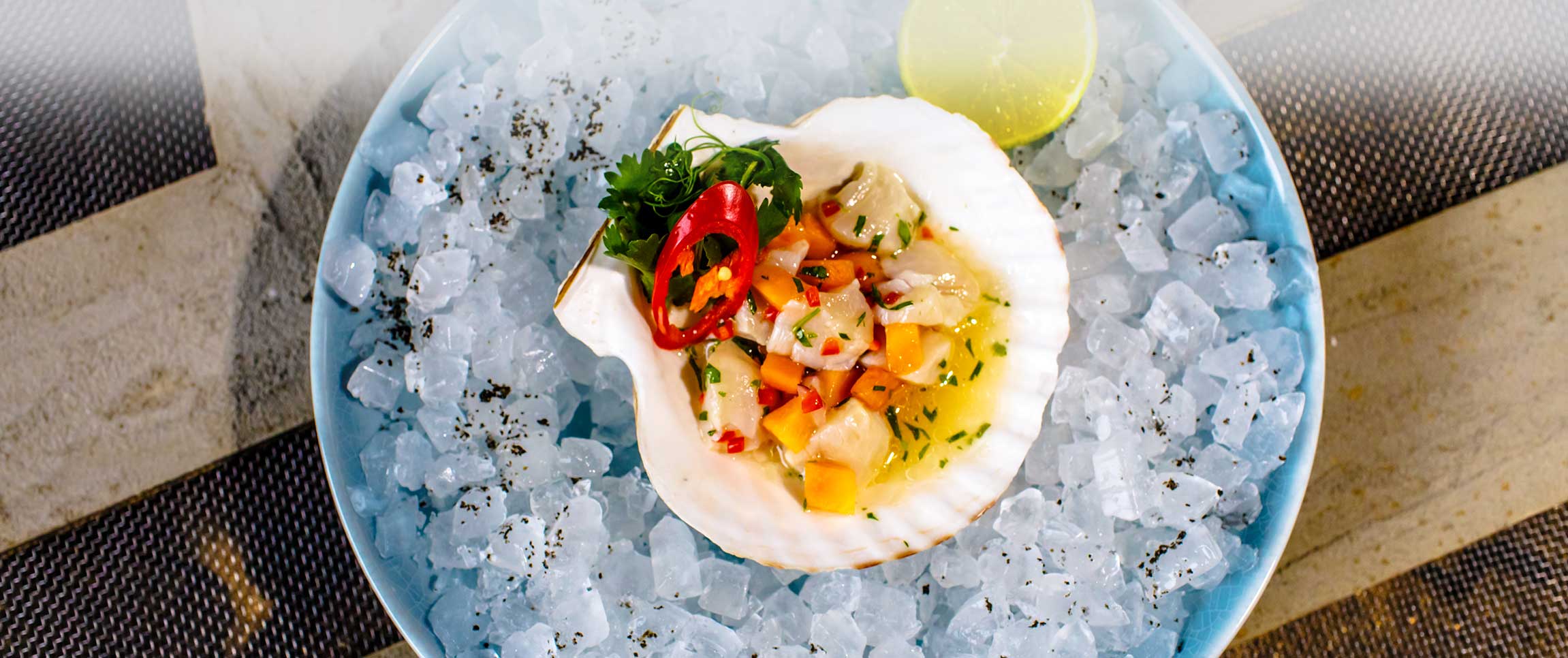 Hero - Full Width/Performancefoodservice-recipe-scallopcevhiche-herofull