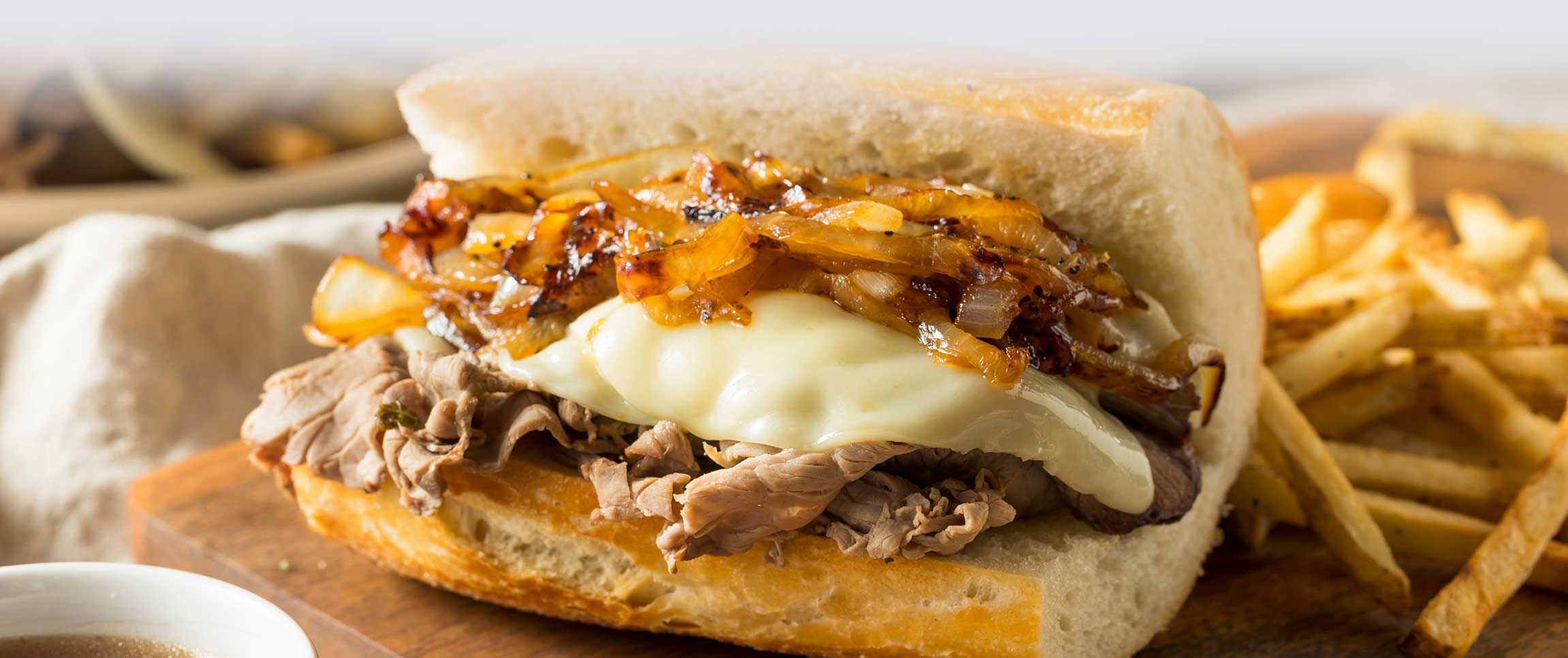 Hero - Full Width/performancefoodservice-recipes-ClassicFrenchDip-herofull