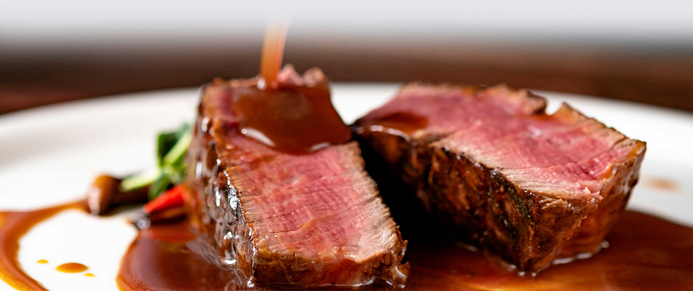 Hero - Full Width/performancefoodservice-recipes-FiletwithWhiskeyGlace-herofull