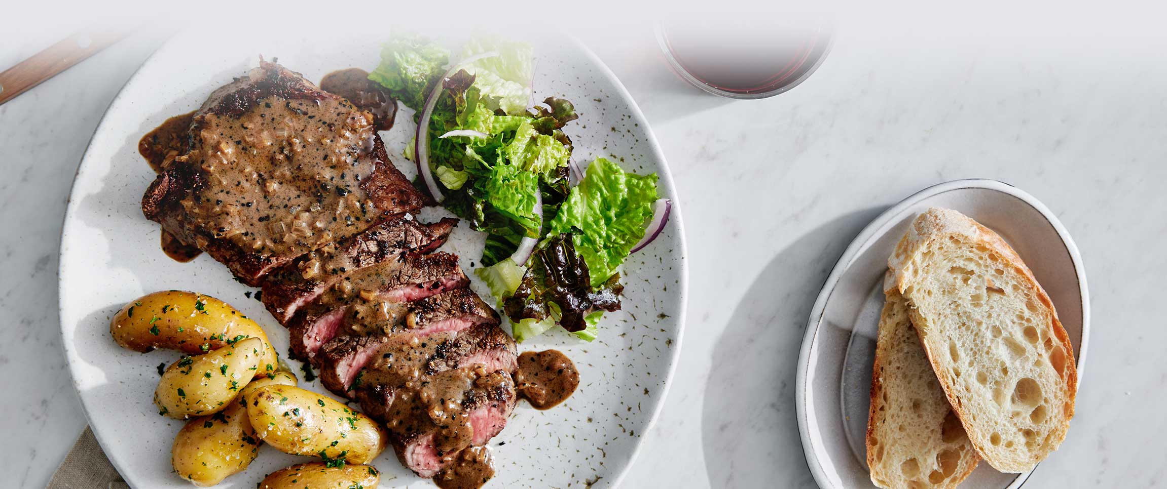 Hero - Full Width/Performancefoodservice-DishRecipes-SteakAuPoivre-herofull