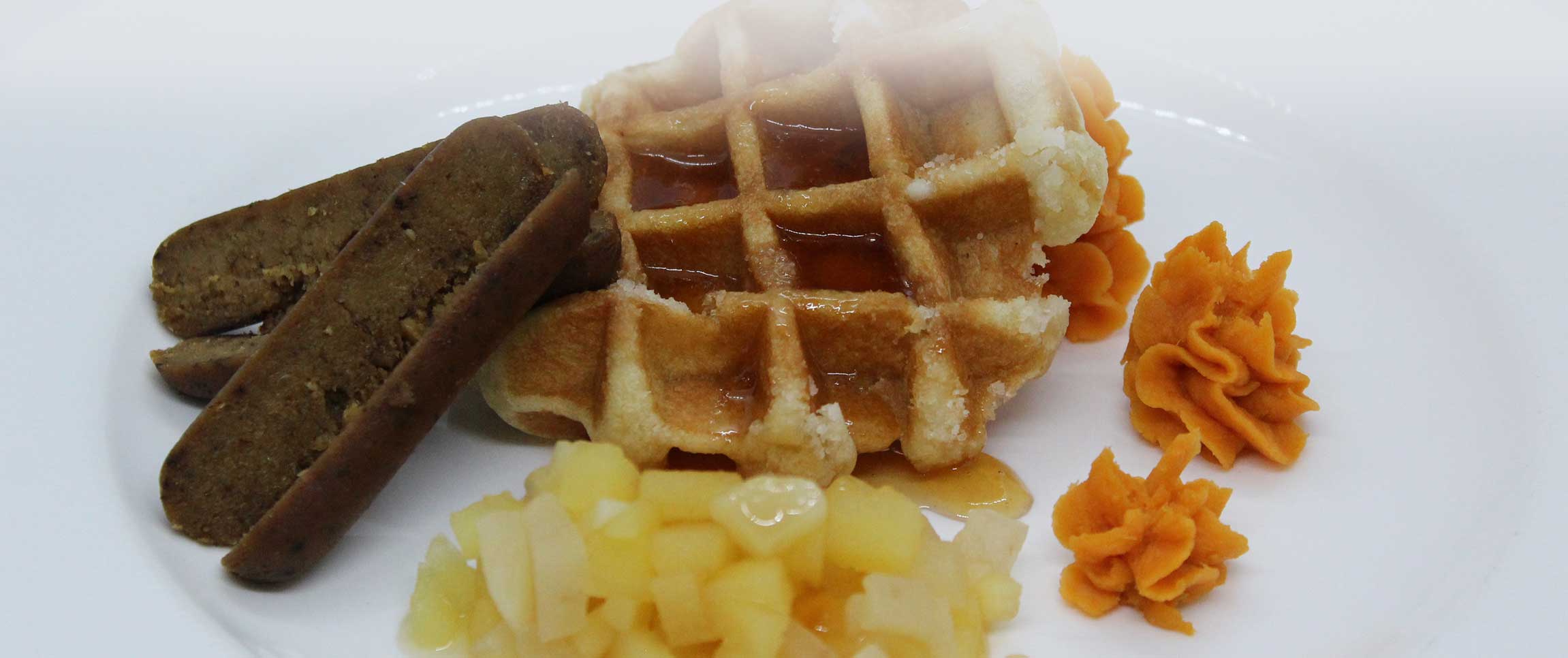 Hero - Full Width/performancefoodservice-Recipe-GreenOriginBreakfastLinks-Herofull