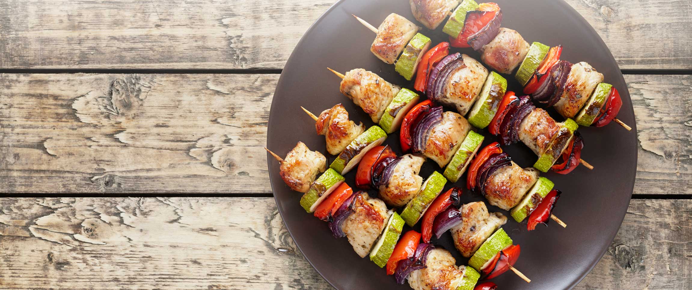 Hero - Full Width/performancefoodservice-Recipes-TurkeyShishKabob-heroFull