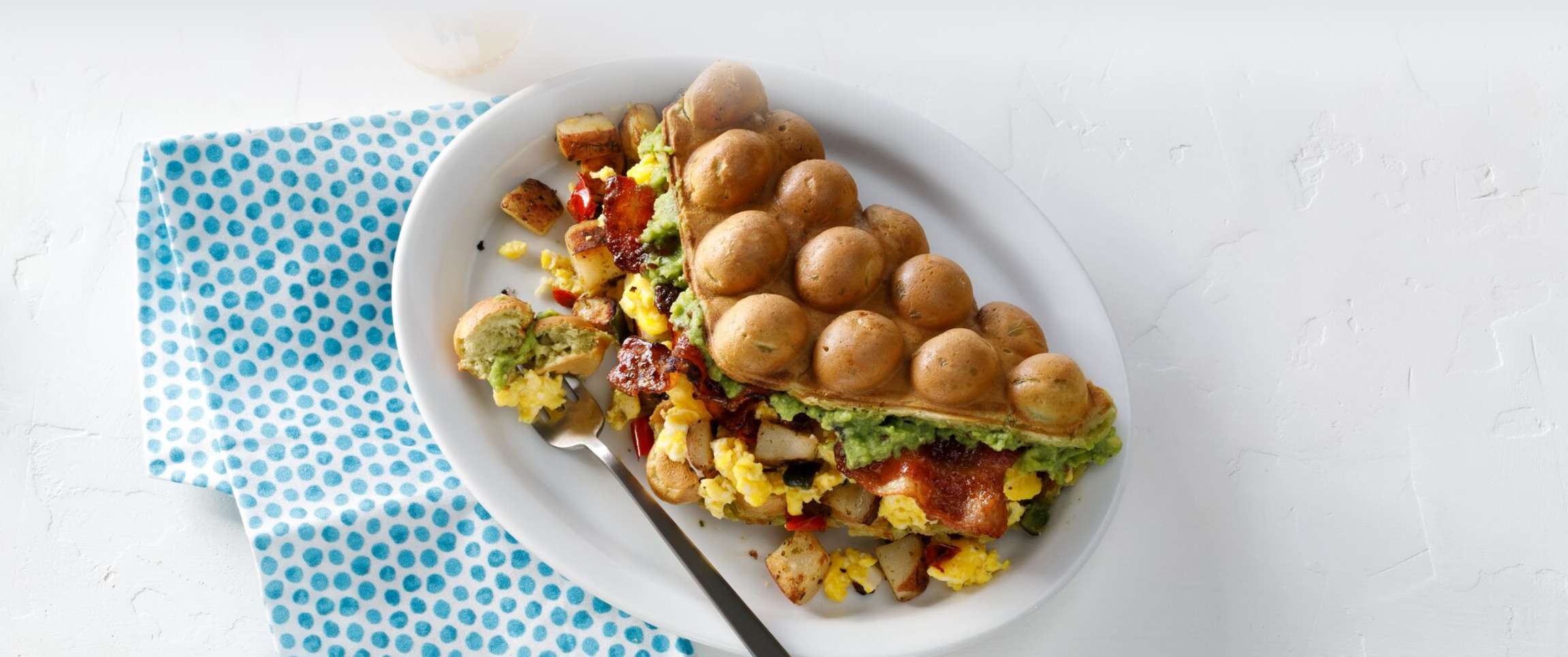 Hero - Full Width/Performancefoodservice-Recipes-Breakfast_Bubble_Waffles-herofull