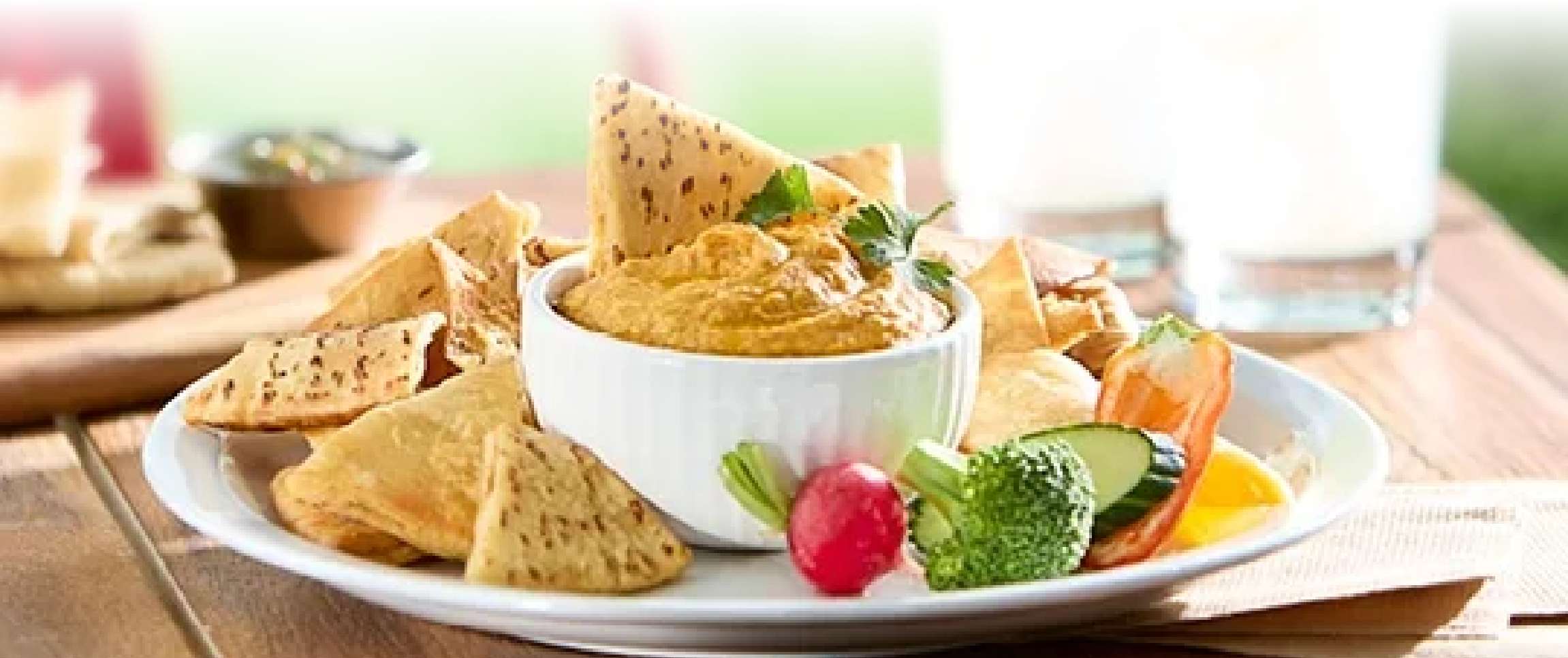 Hero - Full Width/Performancefoodservice-recipes-Pumped_Up_Hummus-herofull