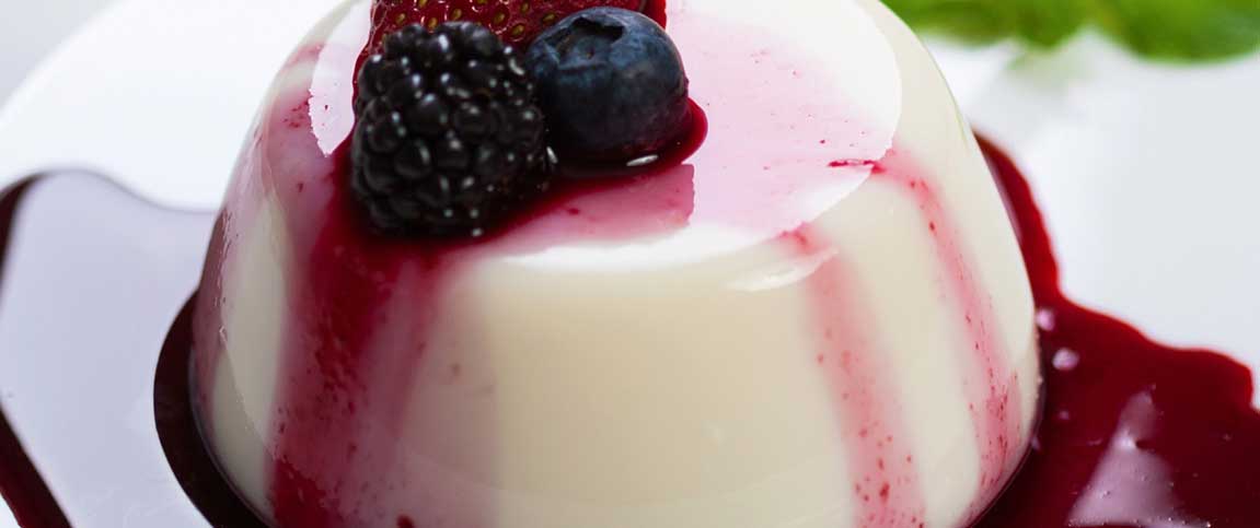 Hero - Full Width/performancefoodservice-Recipes-PANNACOTTA-heroFull
