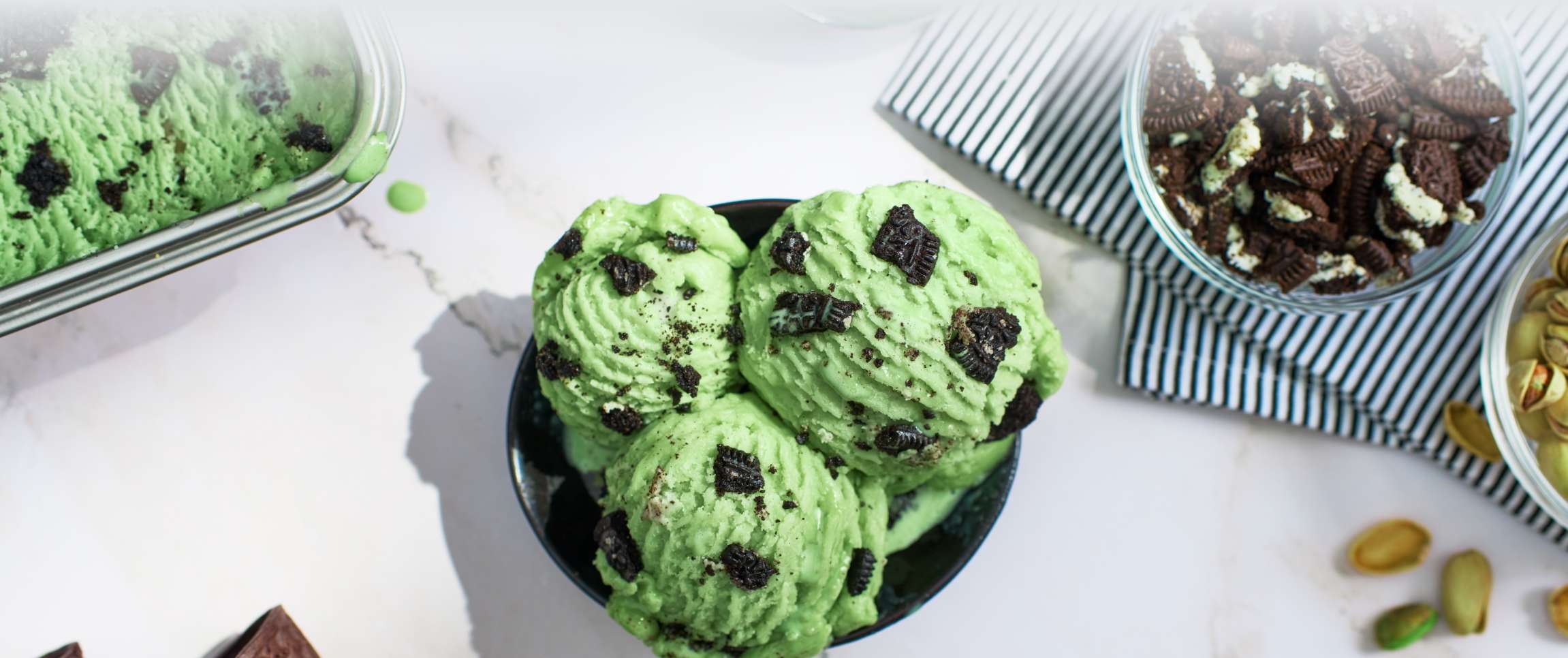 Hero - Full Width/Performancefoodservice-Recipes-Pistachio_Ice_Cream-herofull