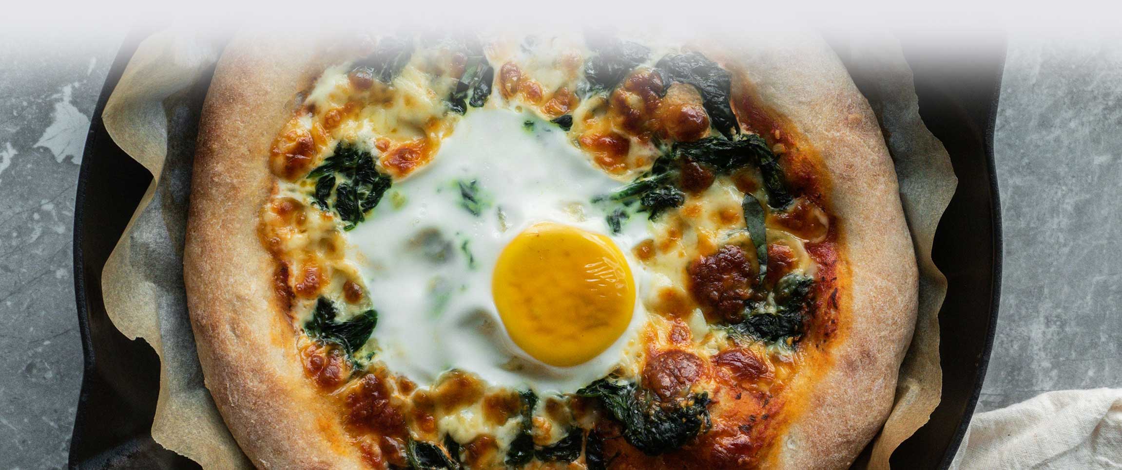 Hero - Full Width/performancefoodservice-recipes-Chorizo-Pizza-herofull