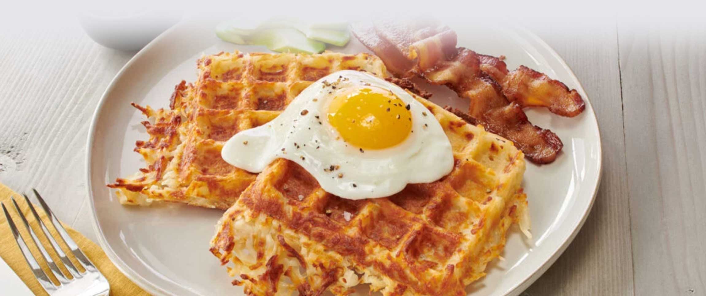 Hero - Full Width/performancefoodservice-recipes-HashBrownWaffle-herofull