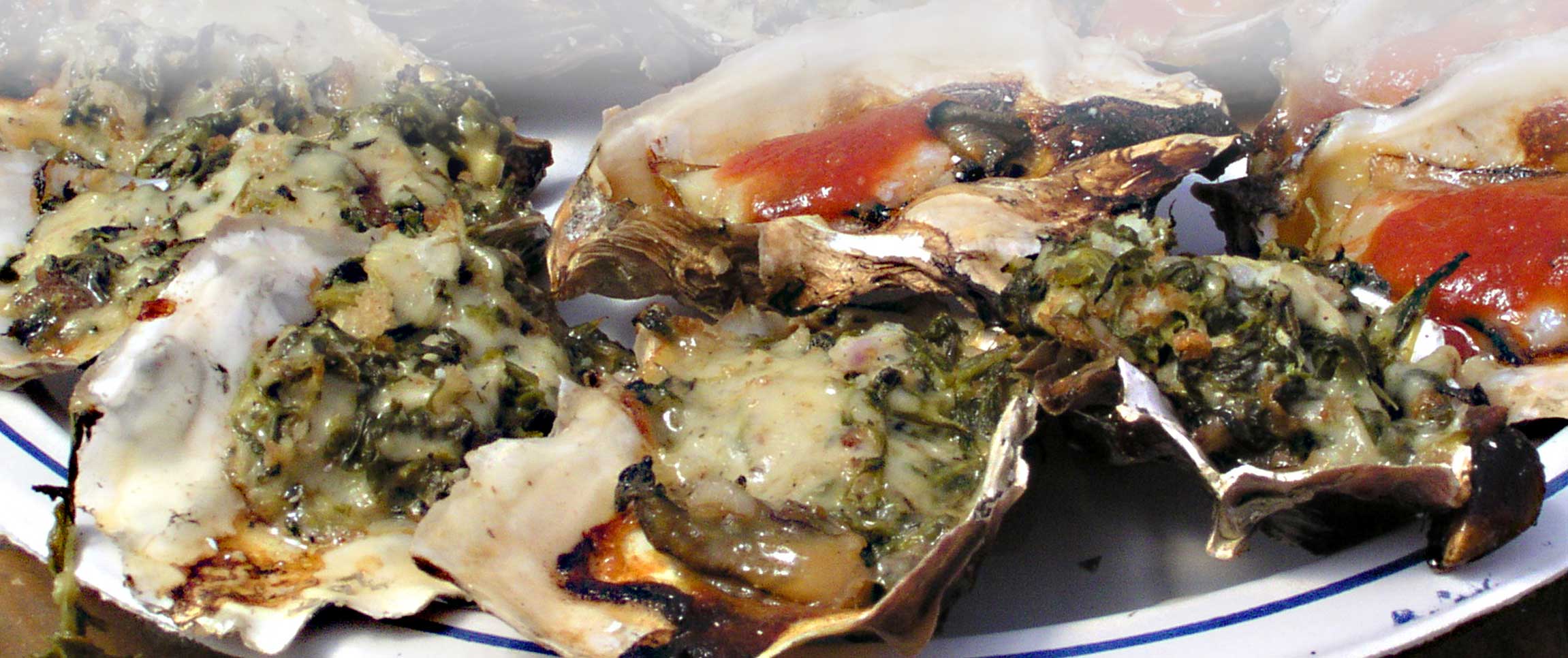 Hero - Full Width/performancefoodservice-Recipe-OystersMockefeller-HeroFull