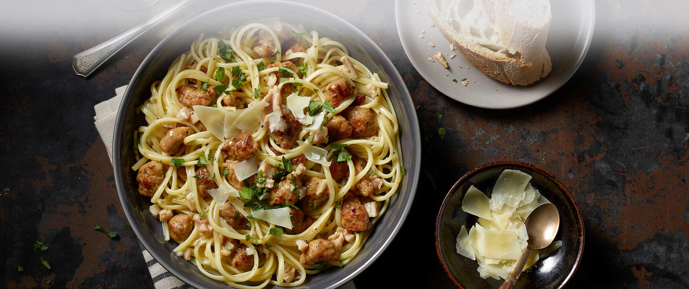 Hero - Full Width/performancefoodservice-Recipe-SausageLinguiniWClams-HeroFull