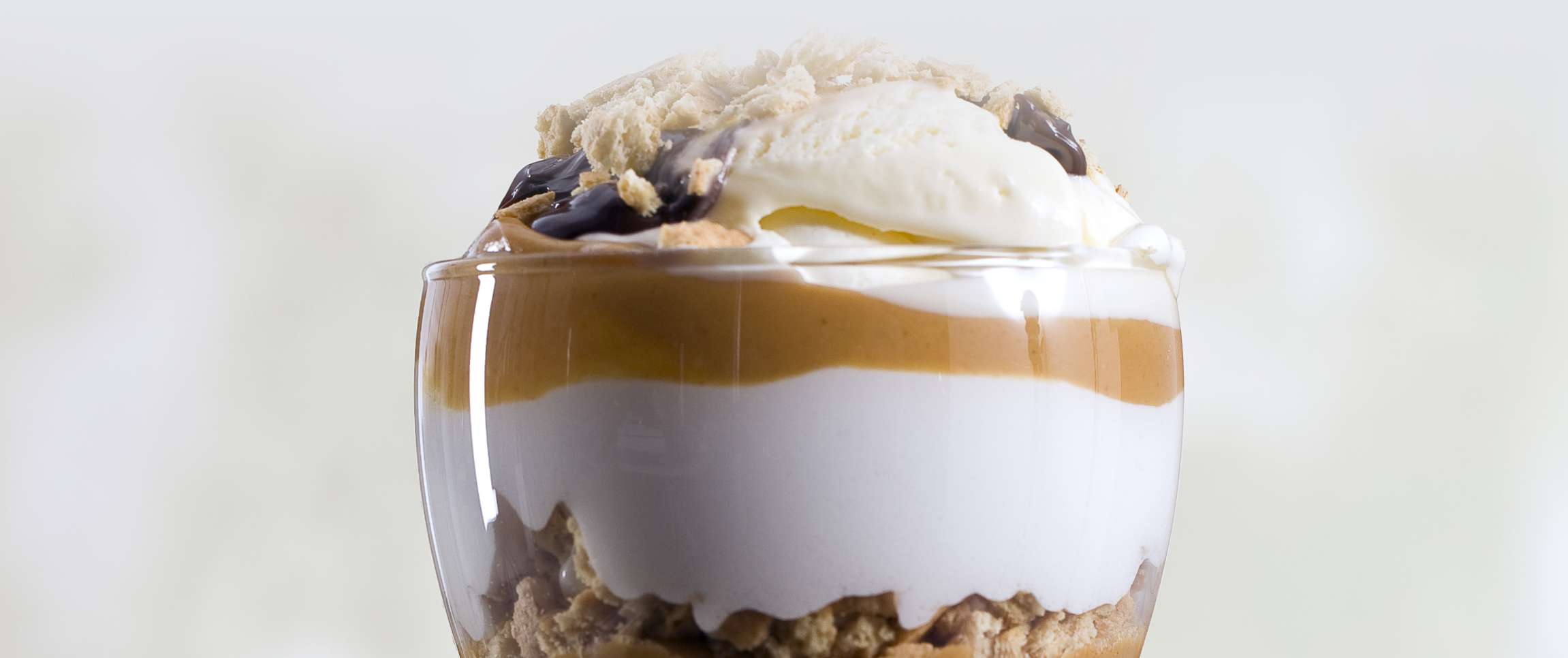 Hero - Full Width/Performancefoodservice-recipes-SMore_Parfait-herofull