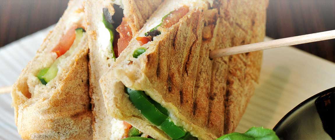 Hero - Full Width/performancefoodservice-Recipes-MED_GRILLED_CHZ-heroFull