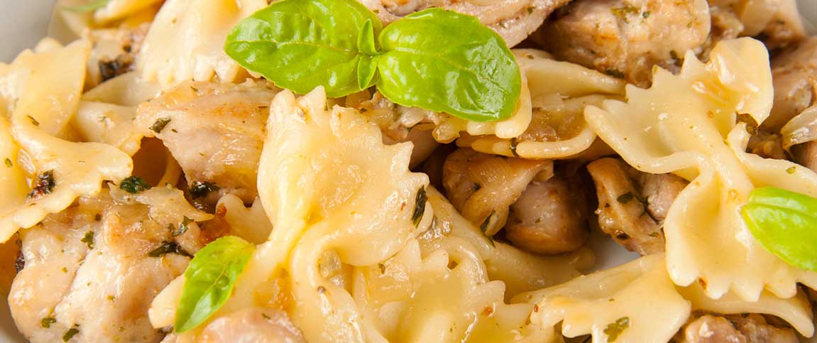 Hero - Full Width/performancefoodservice-Recipes-CHICKEN_POBLANO_SAUCE-heroFull