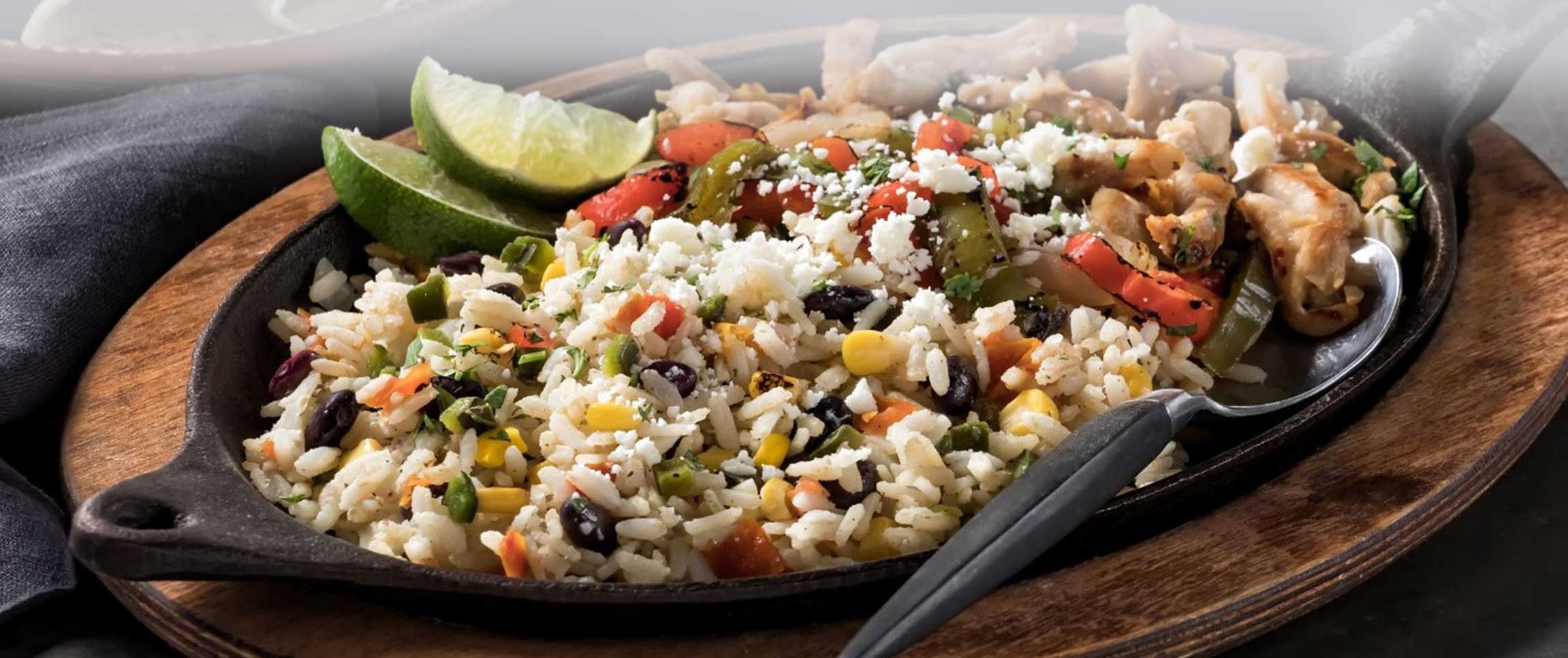 Hero - Full Width/performancefoodservice-recipes-ChickenFajitaWrap-herofull