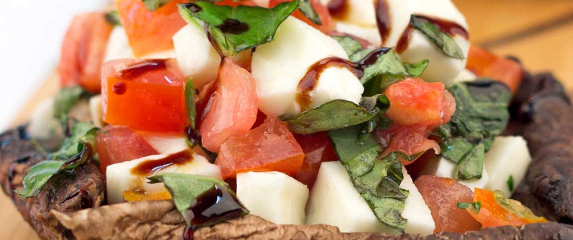Hero - Full Width/performancefoodservice-Recipes-CAPRESE_PORTABELLA_MUSHROOM-heroFull