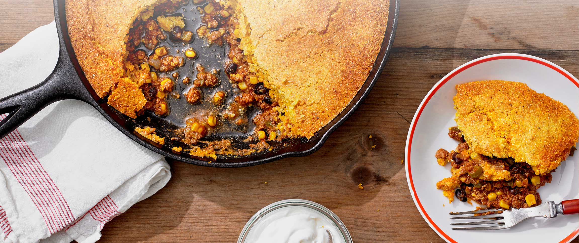 Hero - Full Width/performancefoodservice-Recipes-SouthwesternChiliPie-heroFull