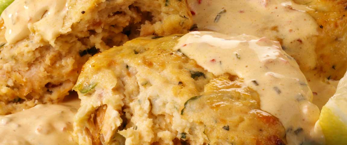 Hero - Full Width/performancefoodservice-Recipes-CRAB_CAKES_HORSERADISH_AIOLI-heroFull