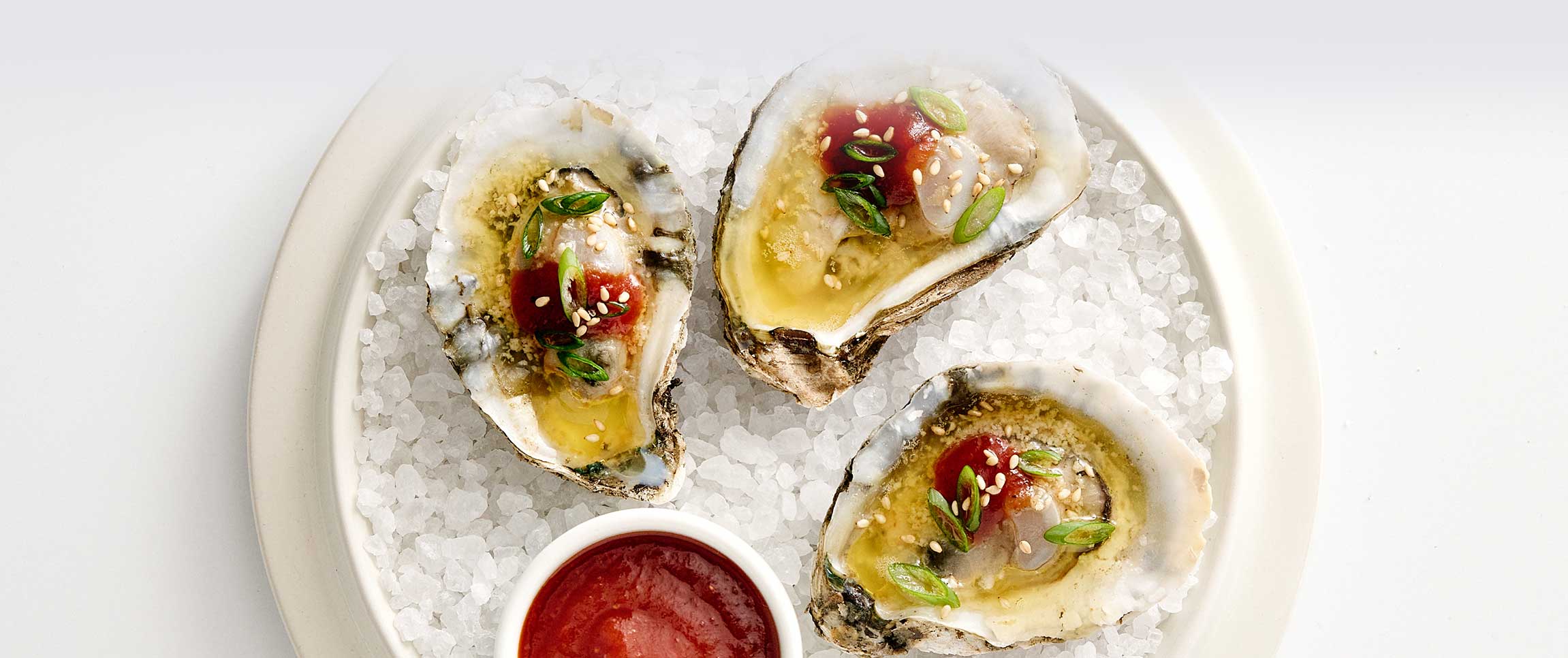 Hero - Full Width/performancefoodservice-DISHRecipes-GrilledOysterswithThaiMignonette-herofull