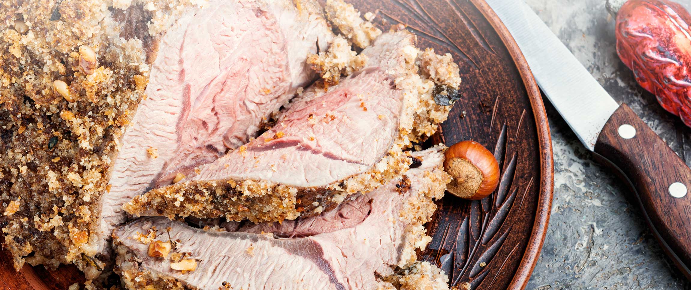 Hero - Full Width/performancefoodservice-Recipes-HerbCrustedTenderloinRoast-HeroFull