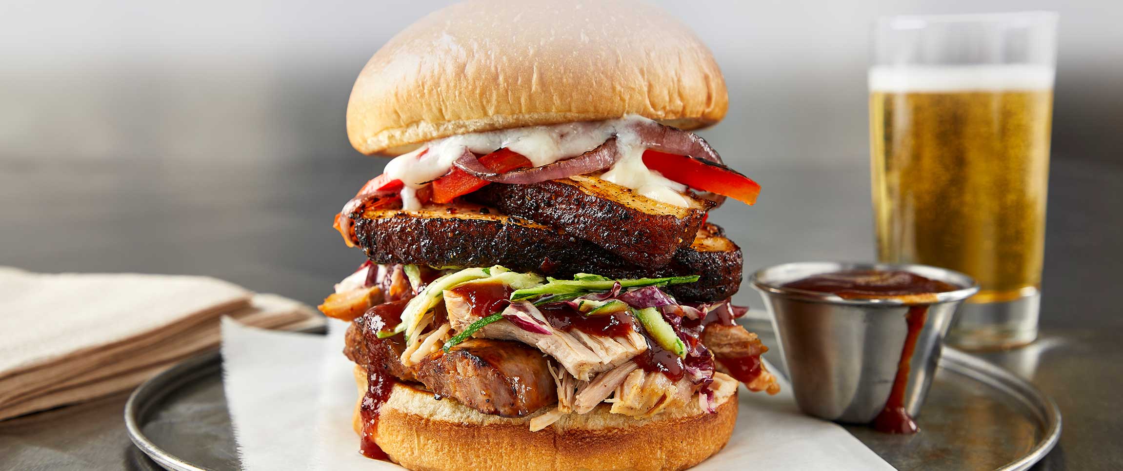Hero - Full Width/performancefoodservie-DishRecipes-BeerBellySandwich-HeroFull