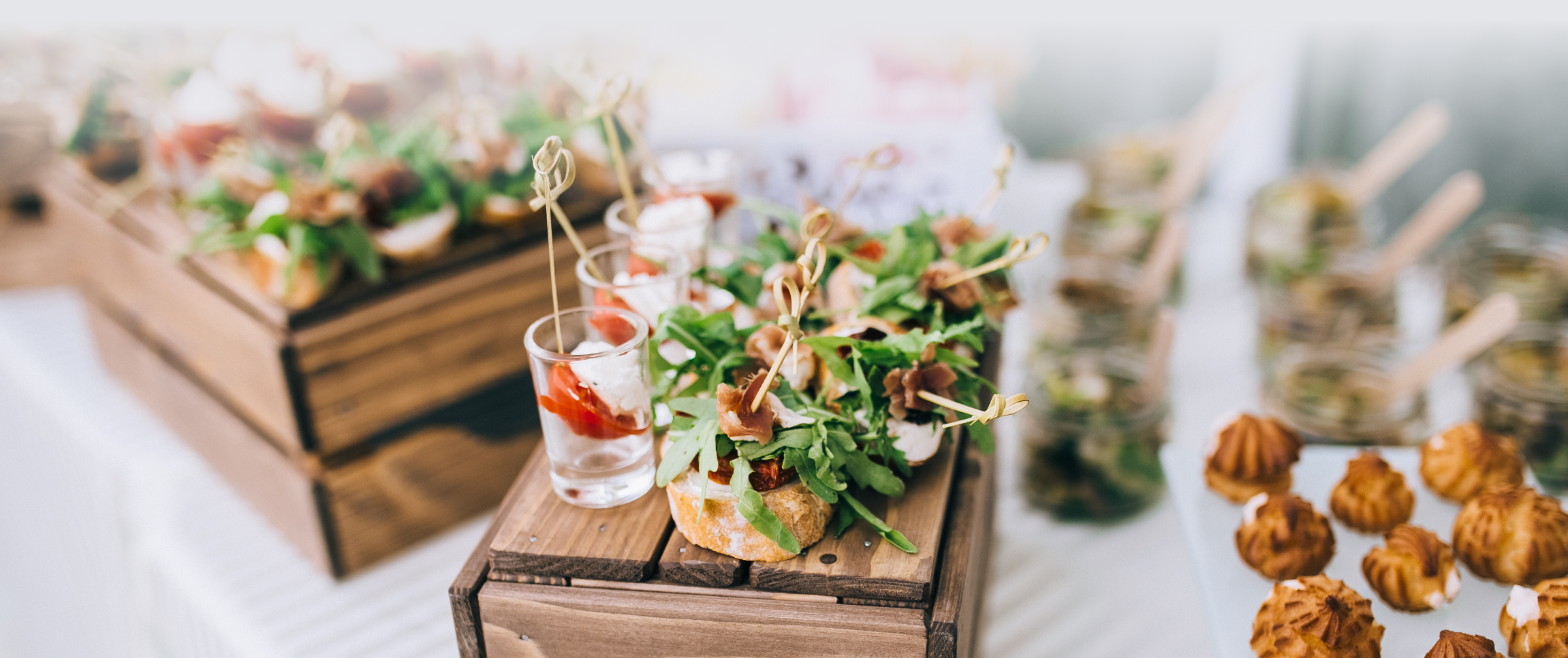 Articles/Performancefoodservice-BOX UP HOLIDAY CHEER_heroFull