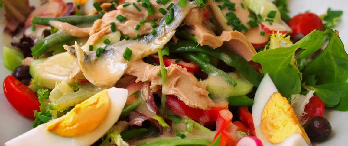 Hero - Full Width/performancefoodservice-Recipes-SALAD_NICOISE-heroFull