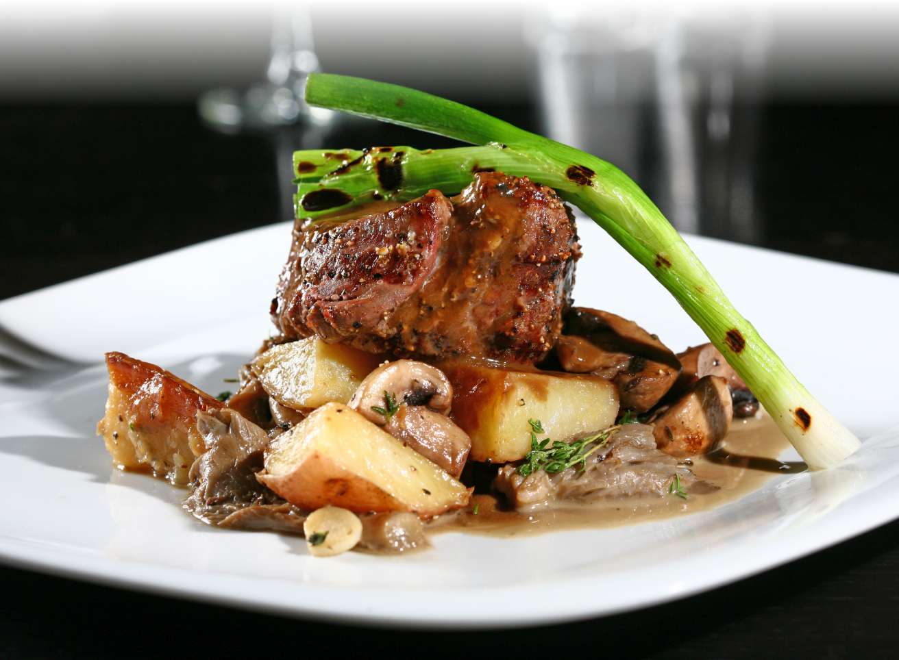 Chefs/Performancefoodservice-MeetOurChefs-ChefMarkTurner-herohalf