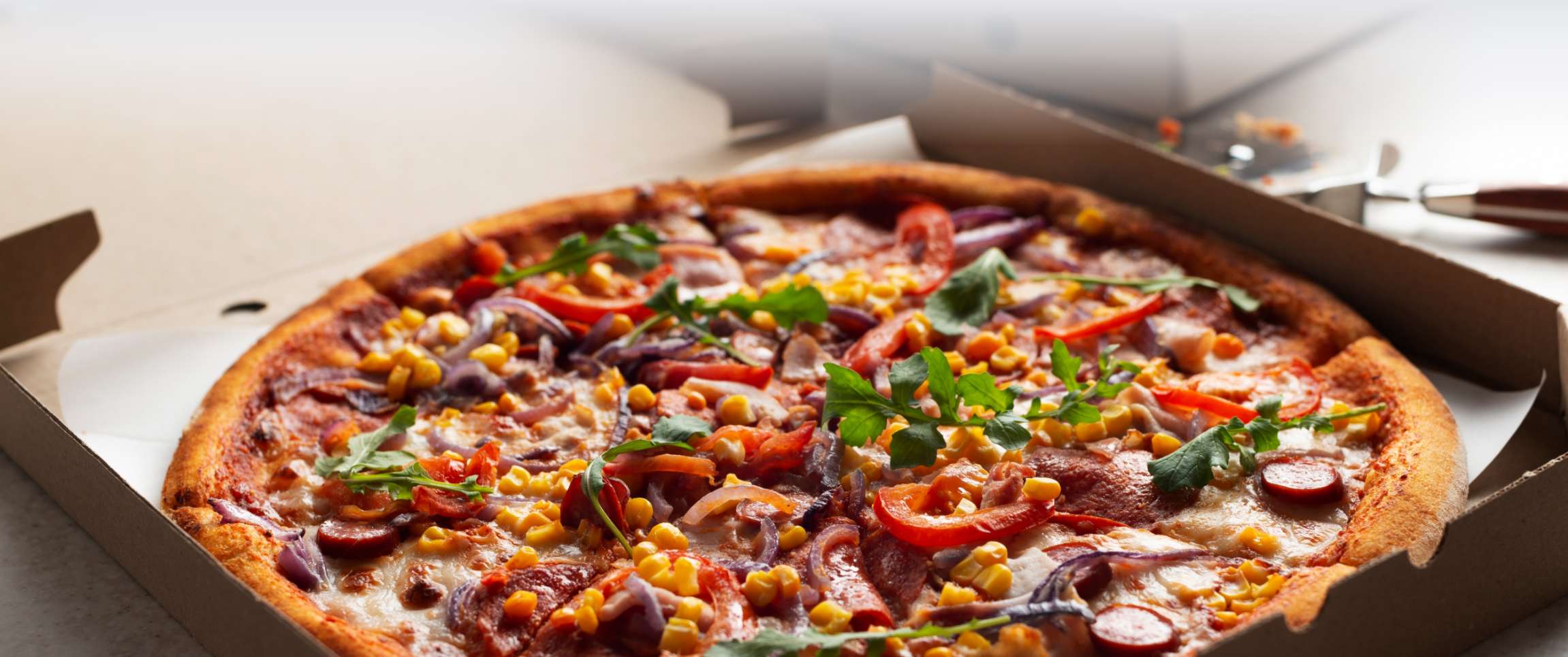 HeroFull/Performancefoodservice-NewInStock-Roma_Pizza_Boxes-herofull