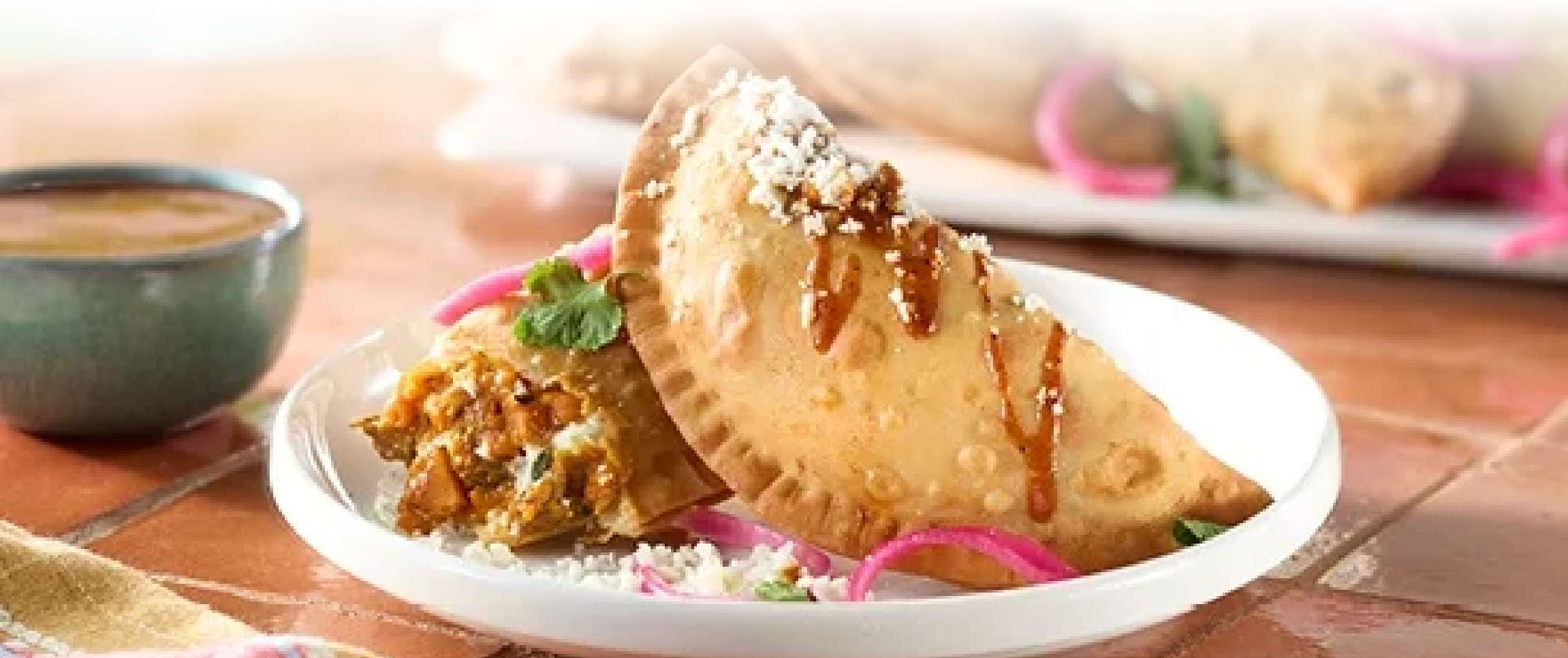 Hero - Full Width/Performancefoodservice-recipes-Empanada_De_Calabaza-herofull