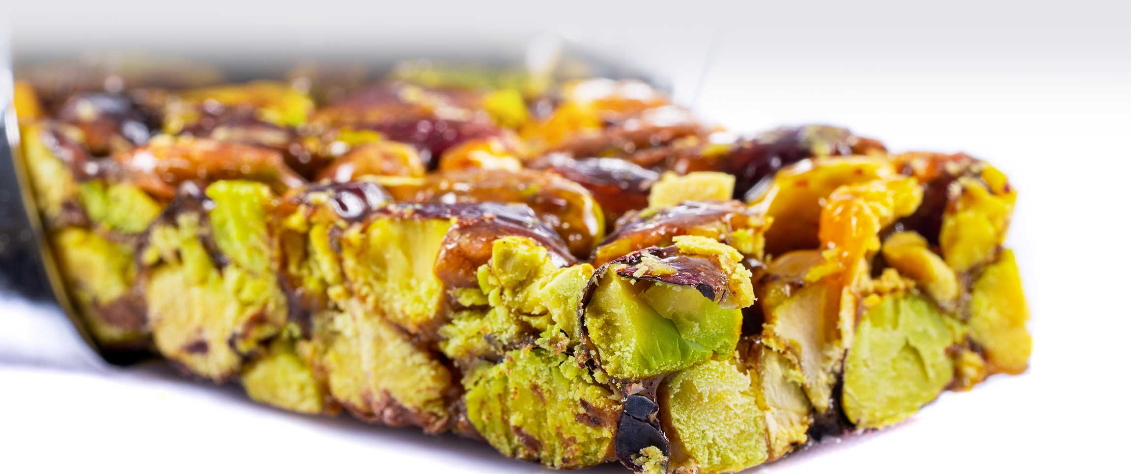 Hero - Full Width/performancefoodservice-Recipes-PistachioBrittle-herofull