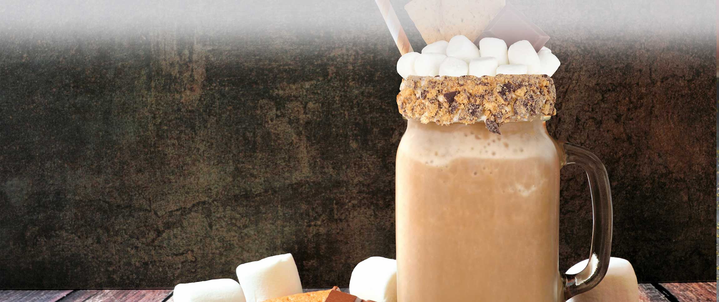 Hero - Full Width/Performancefoodservice-recipe-nestlesmoresshake-herofull