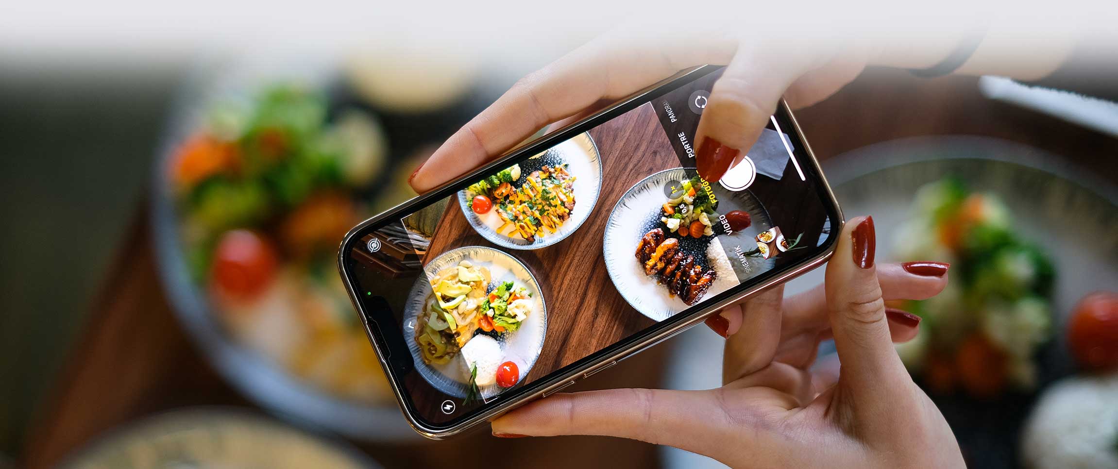 Articles/performancefoodservice-GetInspired-Hot_Shots-herofull