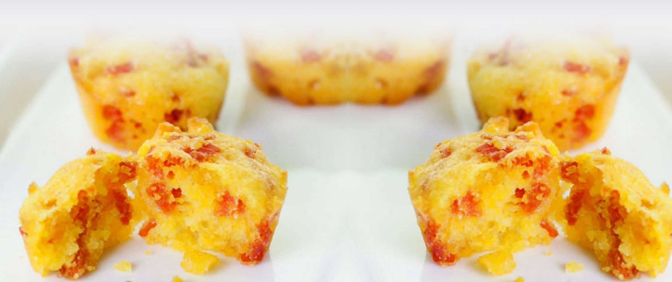 Hero - Full Width/Performancefoodservice-Recipes-Pepperoni_Cornbread_Muffins-herofull