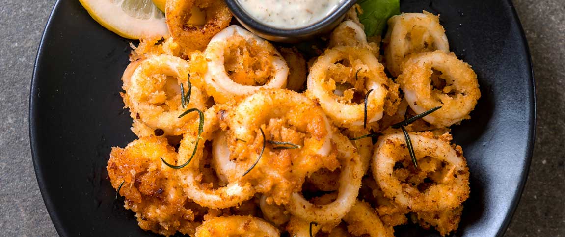 Hero - Full Width/performancefoodservice-Recipes-BUTTERMILK_FRIED_CALAMARI-heroFull