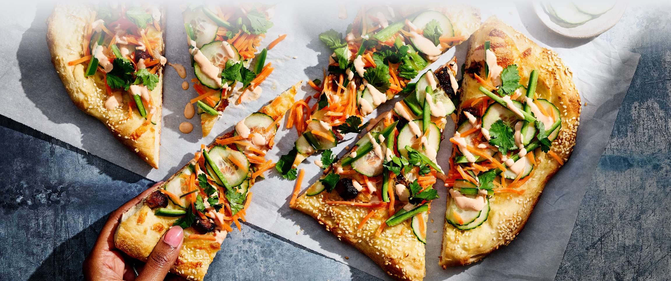 Hero - Full Width/Performancefoodservice-DISHRecipes-Pork_Belly_BanhMi_Pizza-herofull
