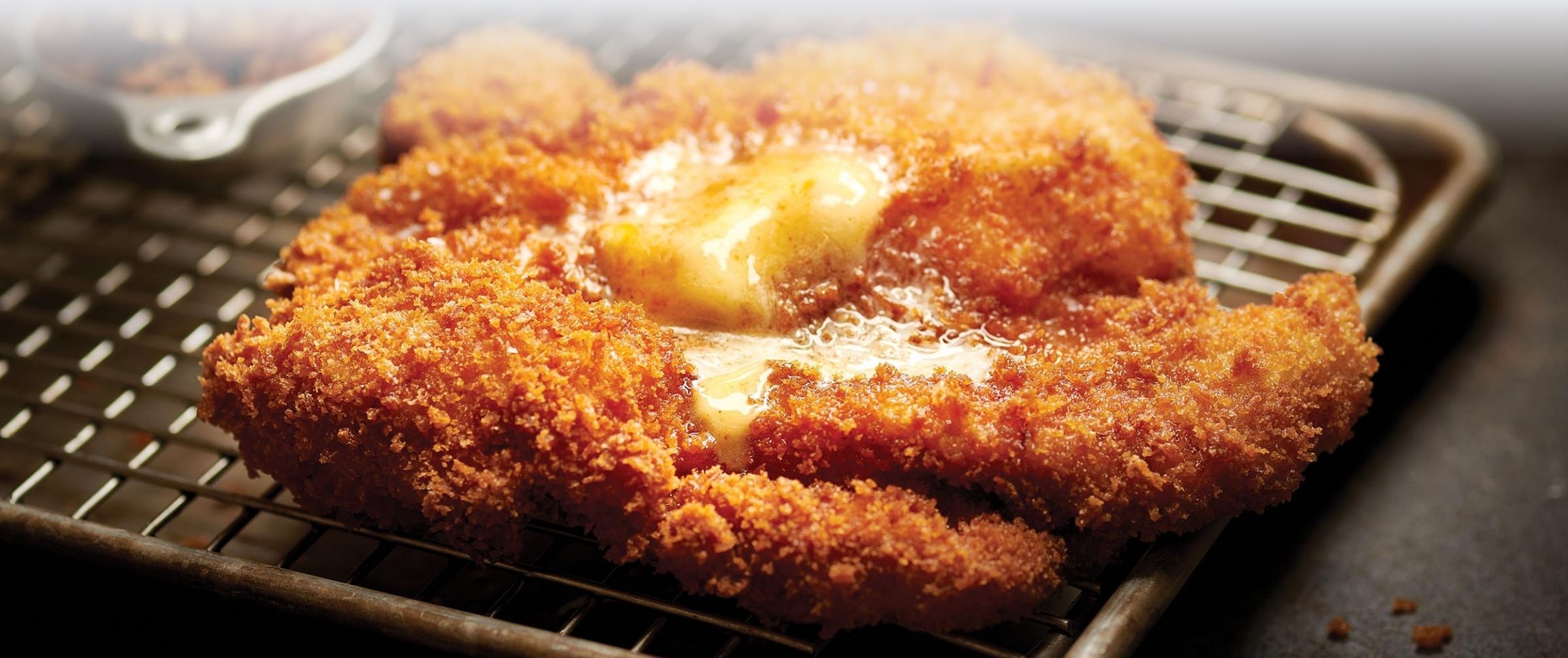 Hero - Full Width/performancefoodservice-Recipes-Honey_Butter_Fried_Chicken-herofull