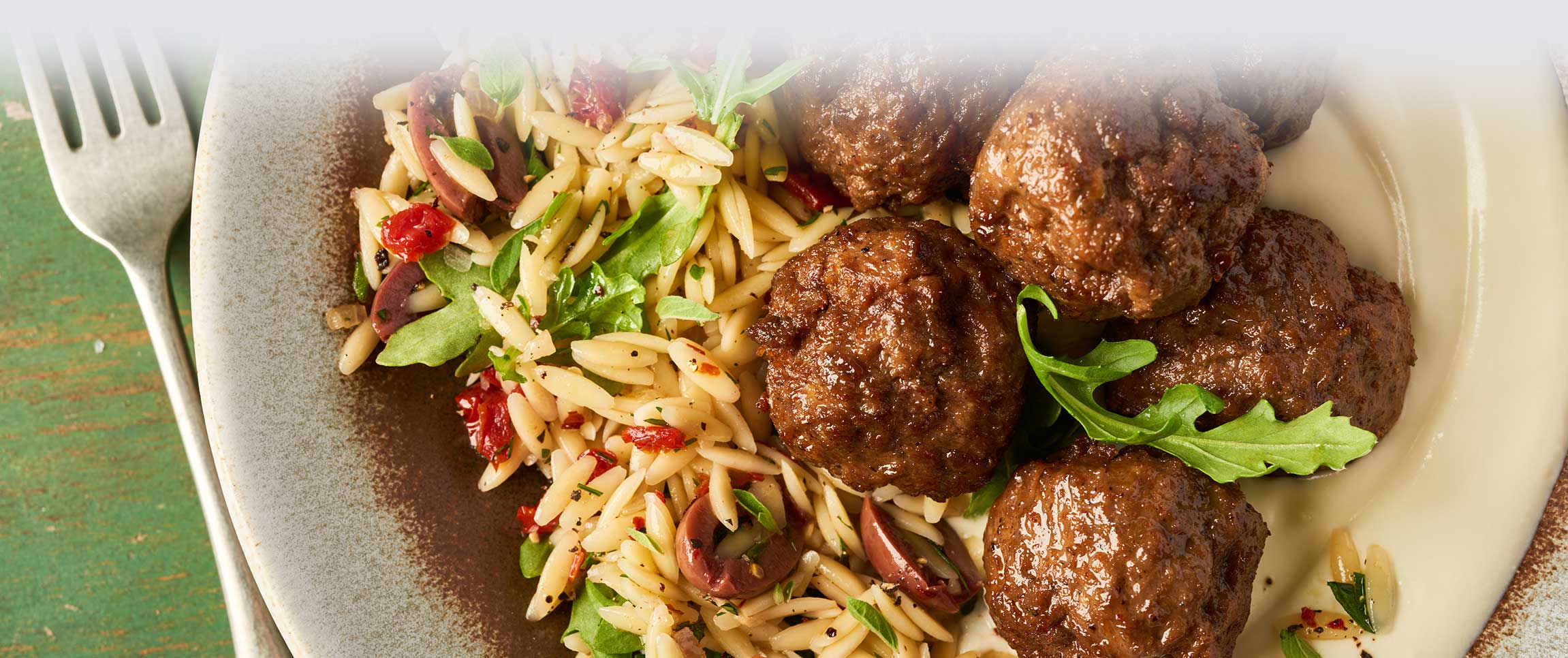Hero - Full Width/performancefoodservice-recipes-MeatballswithOrzo-herofull
