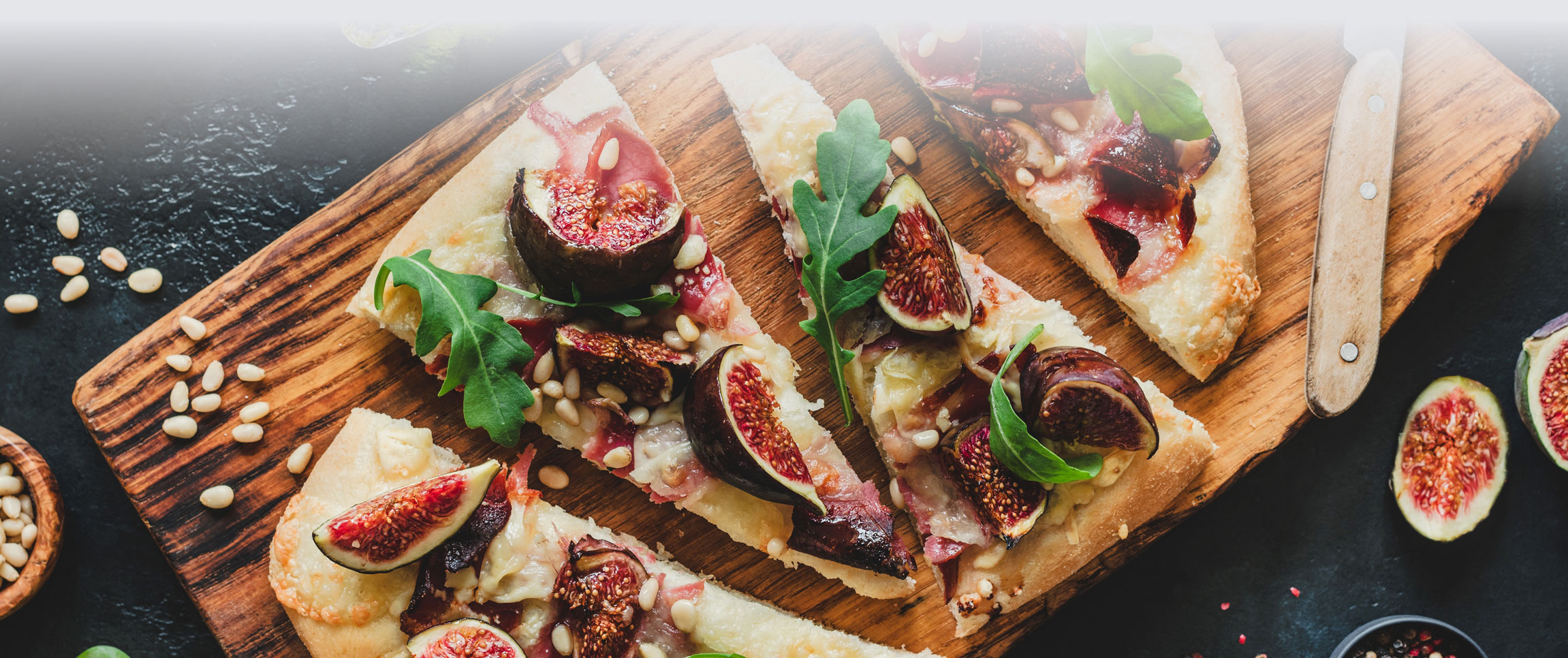 Articles/Performancefoodservice-GetInspired-Fall-Fantasy-Pizzas_heroFull
